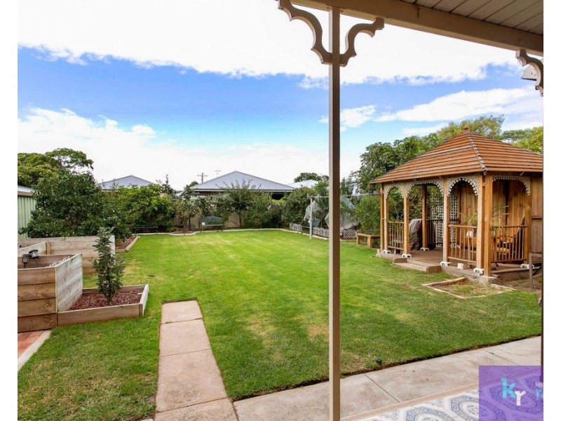 5 Farne Terrace, Marion SA 5043