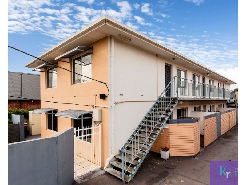 4/26 Wellington Street, Glandore SA 5037