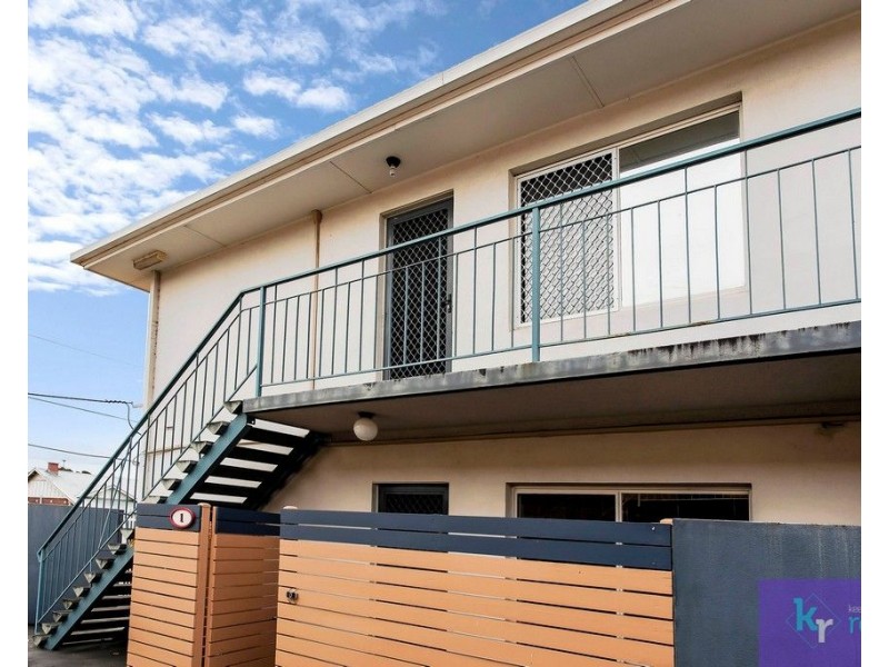 4/26 Wellington Street, Glandore SA 5037