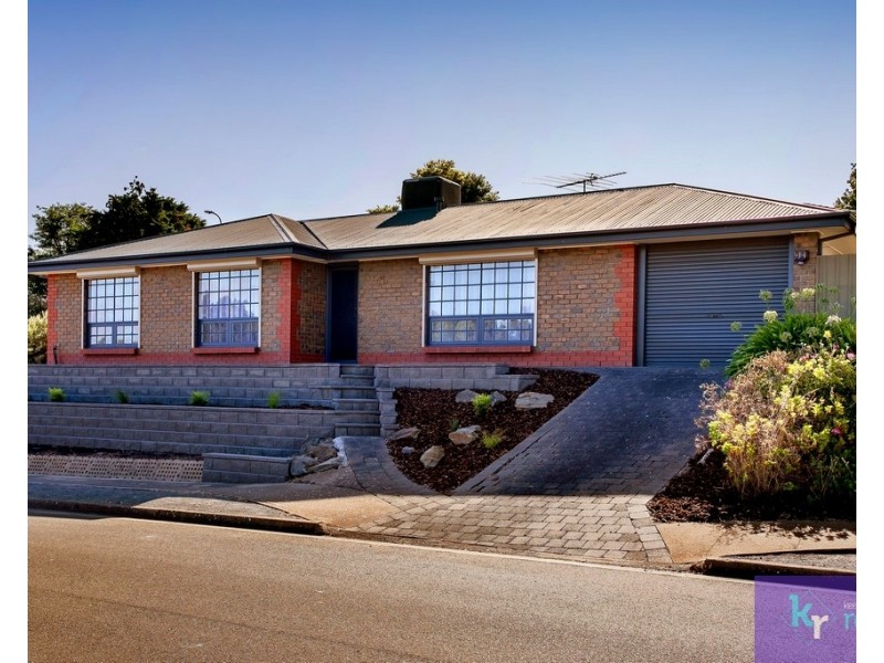 1 Prescott Court, Hallett Cove SA 5158