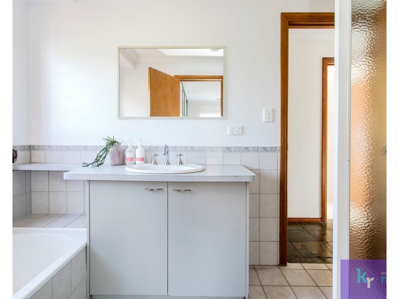 1 Prescott Court, Hallett Cove SA 5158