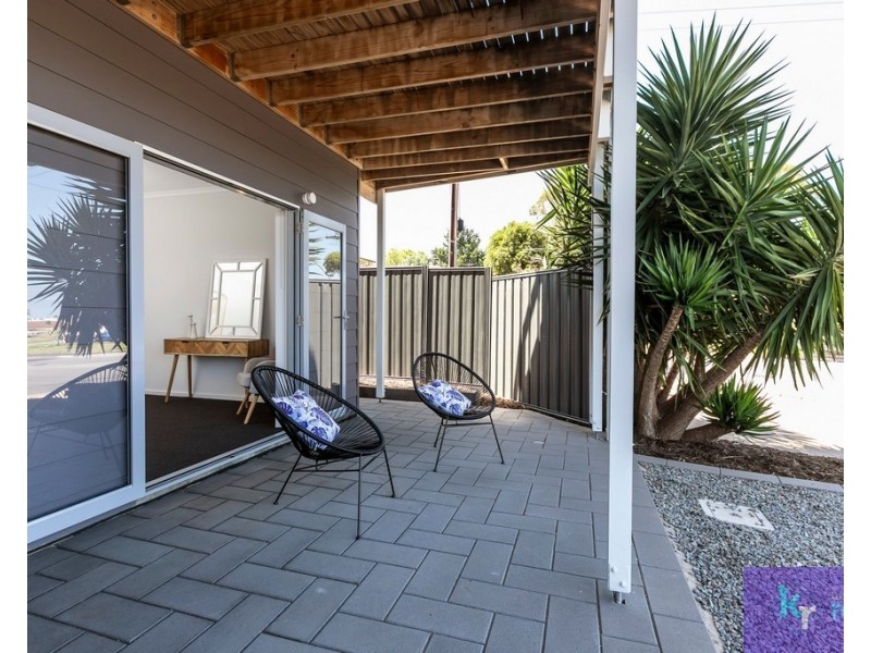 2 Holly Street, Christies Beach SA 5165