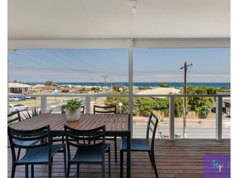 2 Holly Street, Christies Beach SA 5165