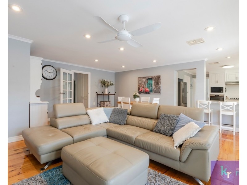 5 Rangeview Rise, Aberfoyle Park SA 5159
