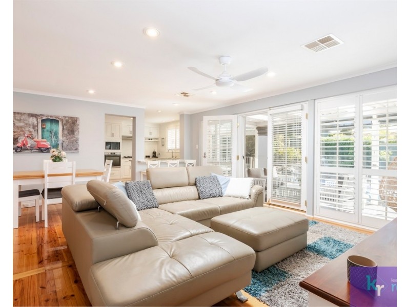 5 Rangeview Rise, Aberfoyle Park SA 5159