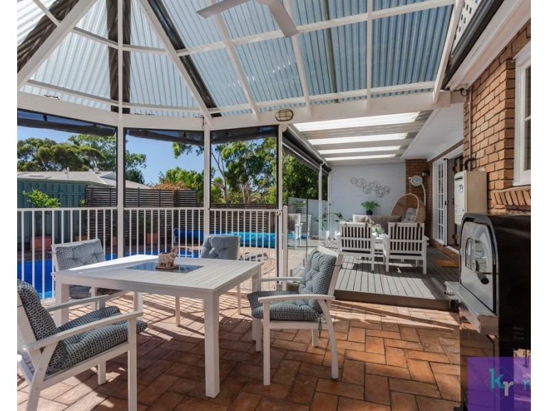 5 Rangeview Rise, Aberfoyle Park SA 5159