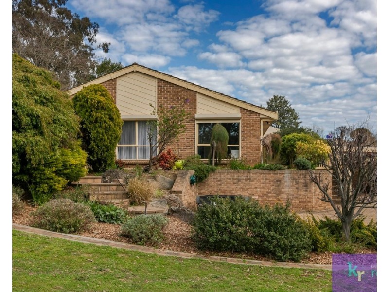 11 Crossing Road, Aberfoyle Park SA 5159
