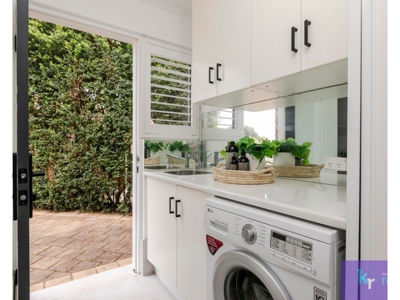 4 Crowsnest Court, Coromandel Valley SA 5051
