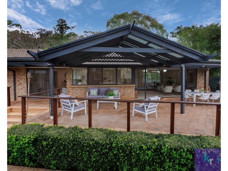 4 Crowsnest Court, Coromandel Valley SA 5051