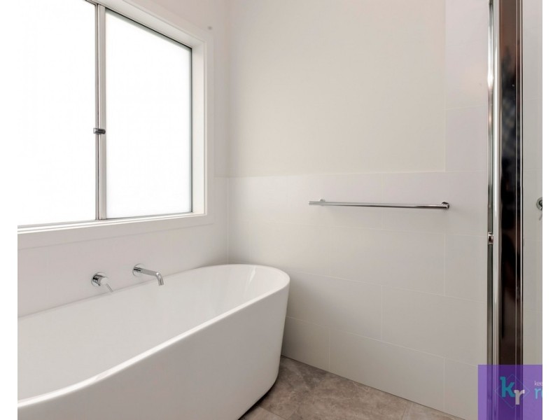 24 Ragless Avenue, Enfield SA 5085