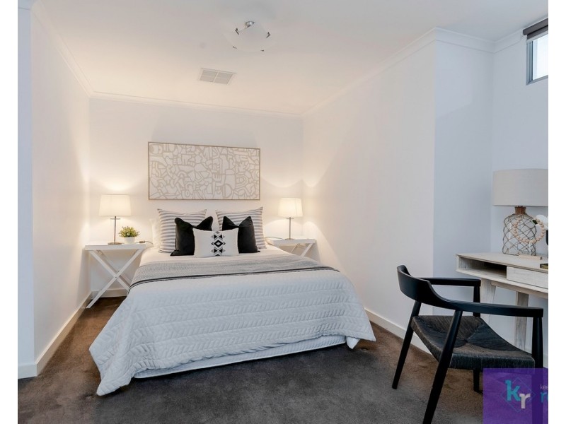 305/1-5 Euston Walk, Mawson Lakes SA 5095