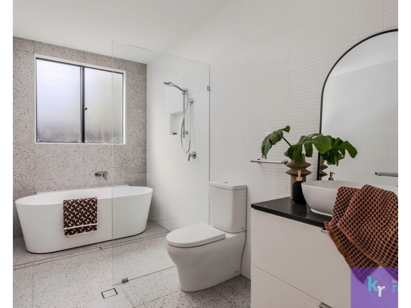 19B Dalkeith Avenue, Dover Gardens SA 5048