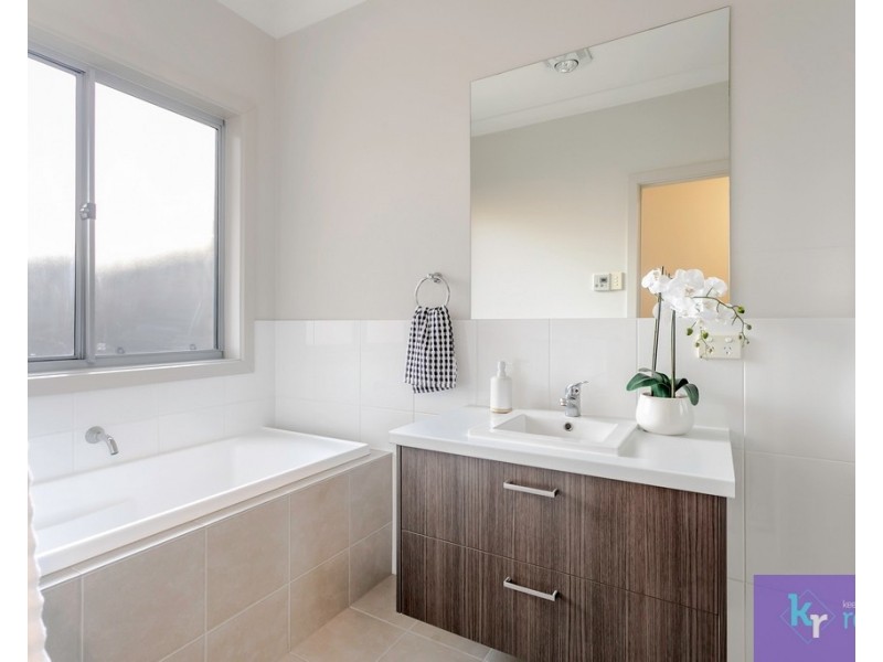 4 Brenda Street, Mitchell Park SA 5043