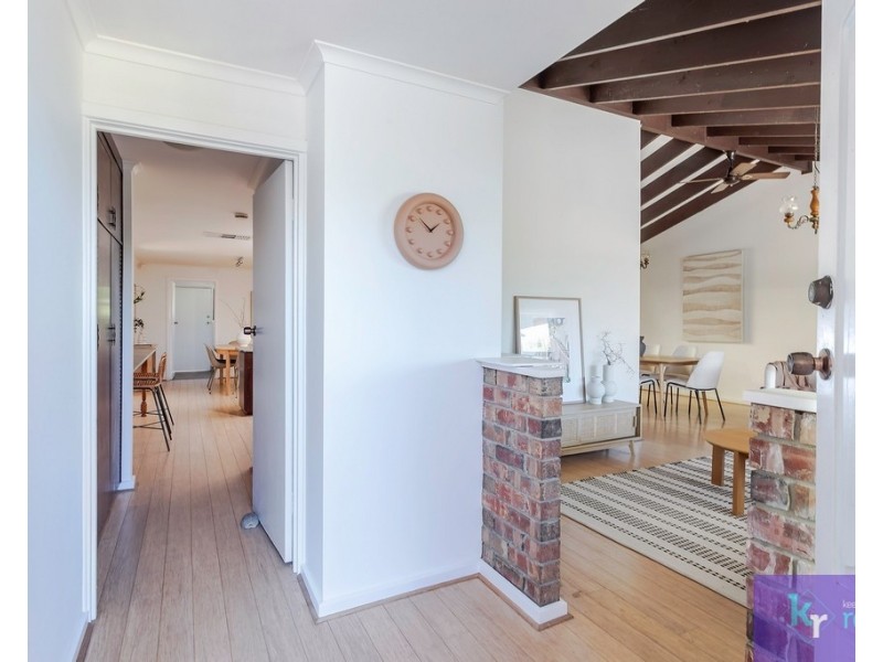 6 Coorabie Crescent, Hallett Cove SA 5158