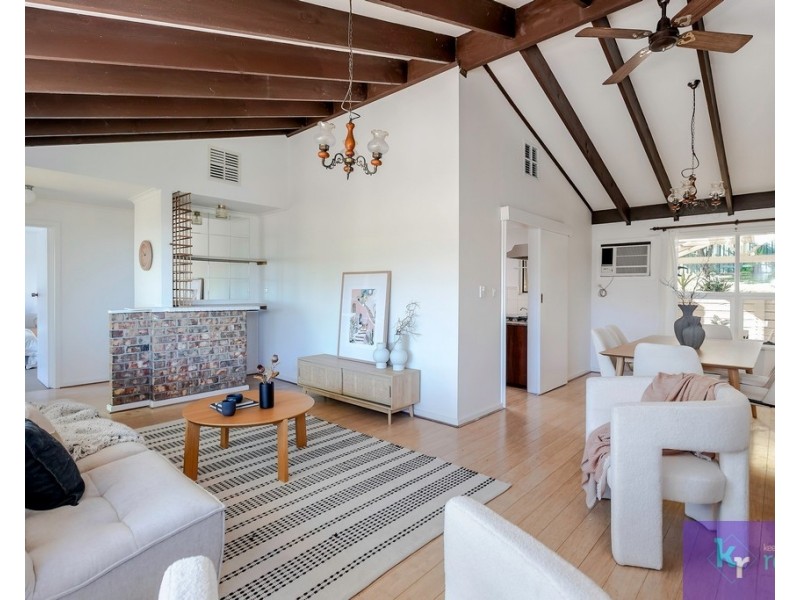 6 Coorabie Crescent, Hallett Cove SA 5158