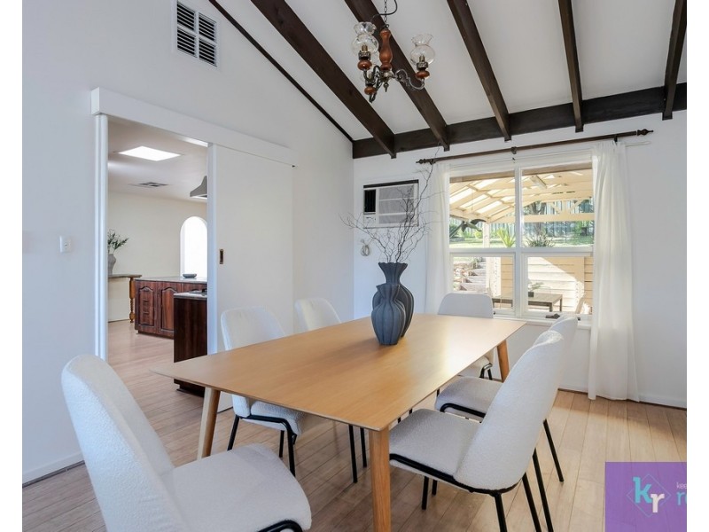 6 Coorabie Crescent, Hallett Cove SA 5158