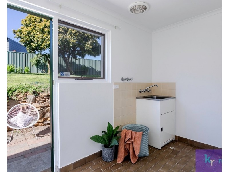 6 Coorabie Crescent, Hallett Cove SA 5158