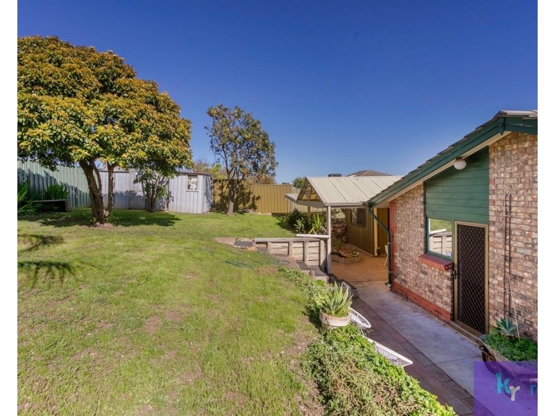 6 Coorabie Crescent, Hallett Cove SA 5158