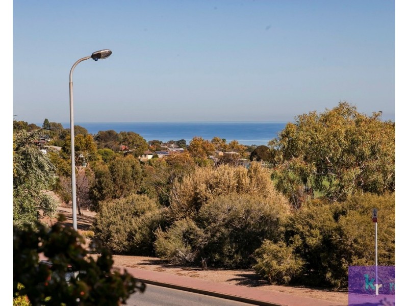 6 Coorabie Crescent, Hallett Cove SA 5158