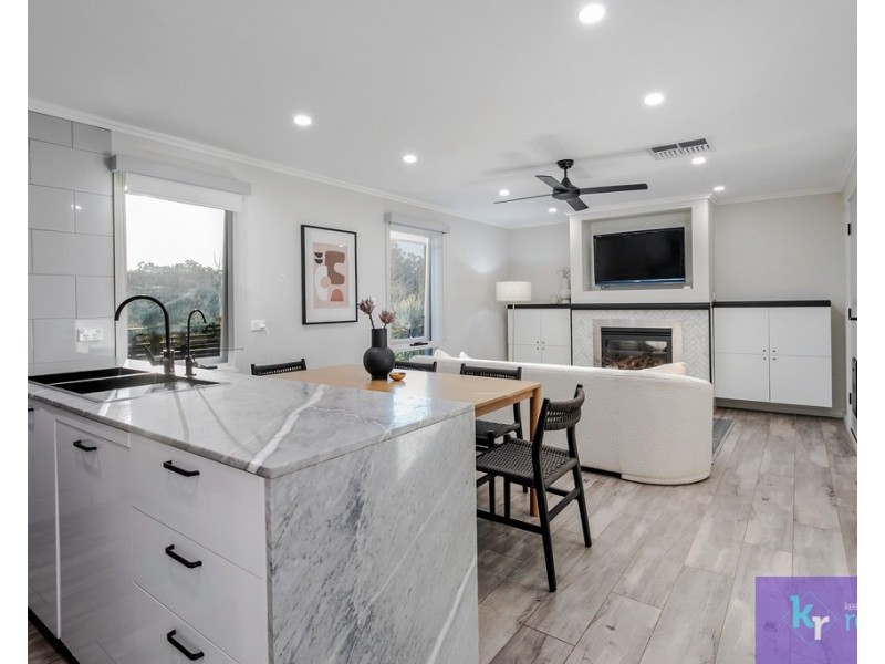 17 Cumberland Crescent, Huntfield Heights SA 5163