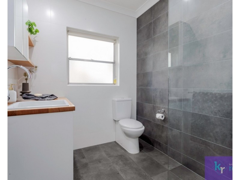 2/12 Crozier Terrace, Oaklands Park SA 5046