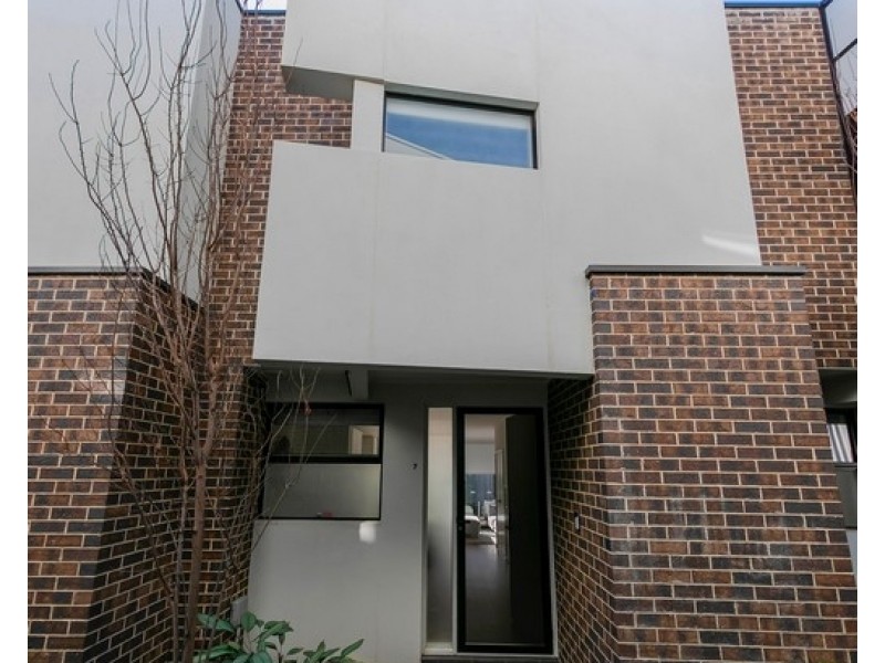 7/24 Arnold Close, Findon SA 5023