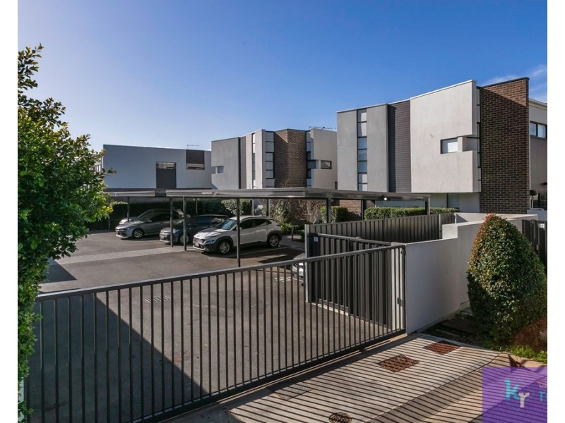 7/24 Arnold Close, Findon SA 5023