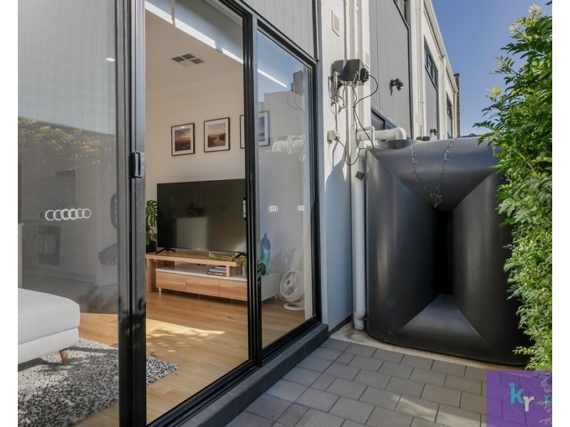 7/24 Arnold Close, Findon SA 5023