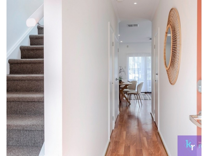 27/8 Fourth Avenue, Mawson Lakes SA 5095