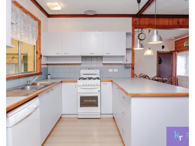 8 Carlow Street, Sturt SA 5047