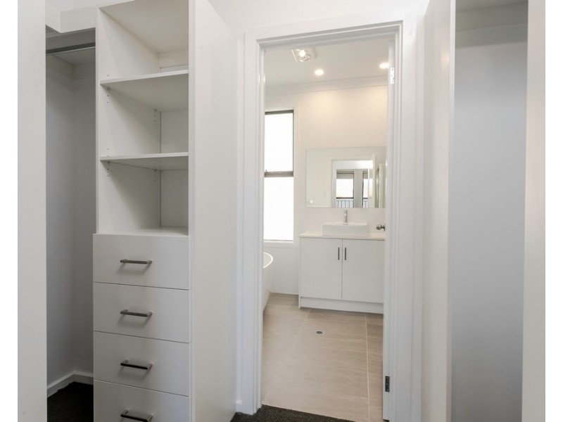 31b Stirling Crescent, Aldinga Beach SA 5173