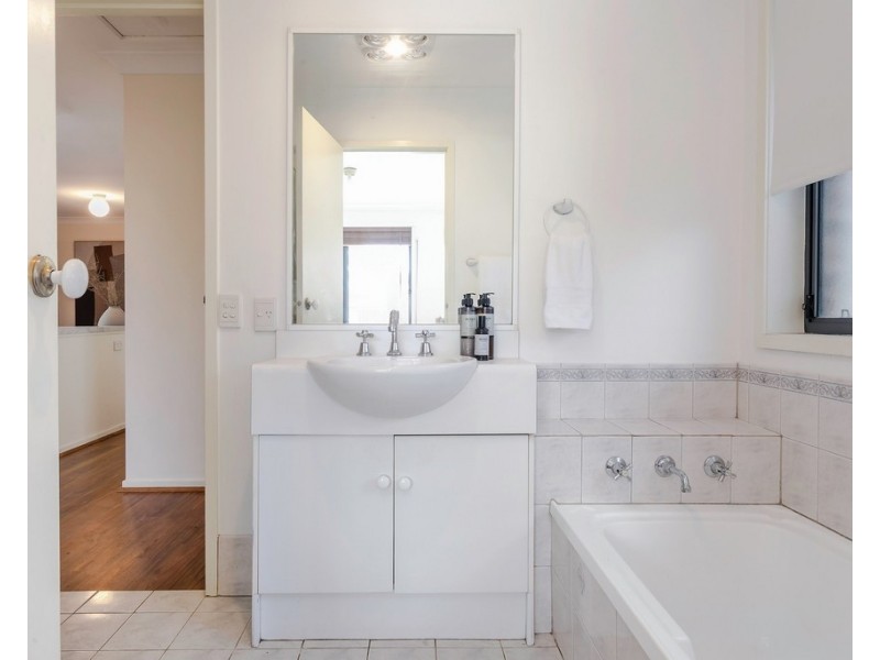 5 Park Lane, Flagstaff Hill SA 5159