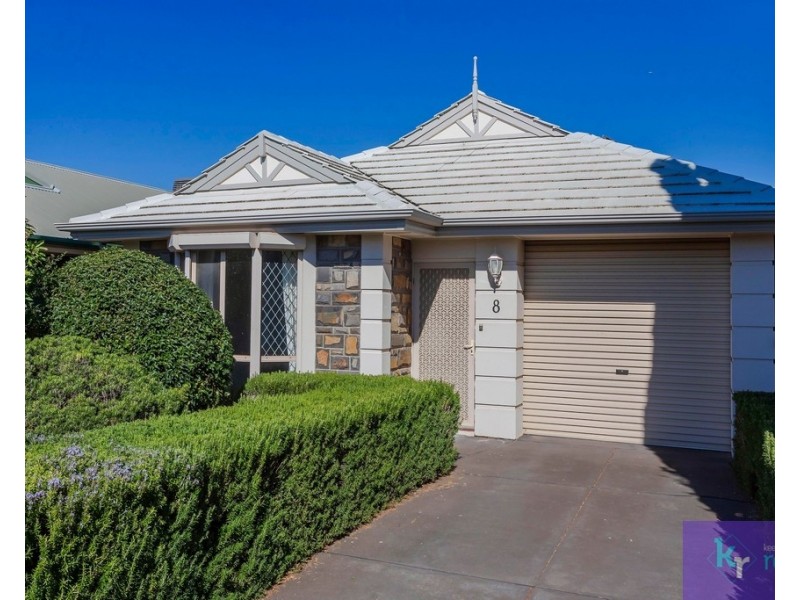 8 Kenmay Avenue, Mitchell Park SA 5043
