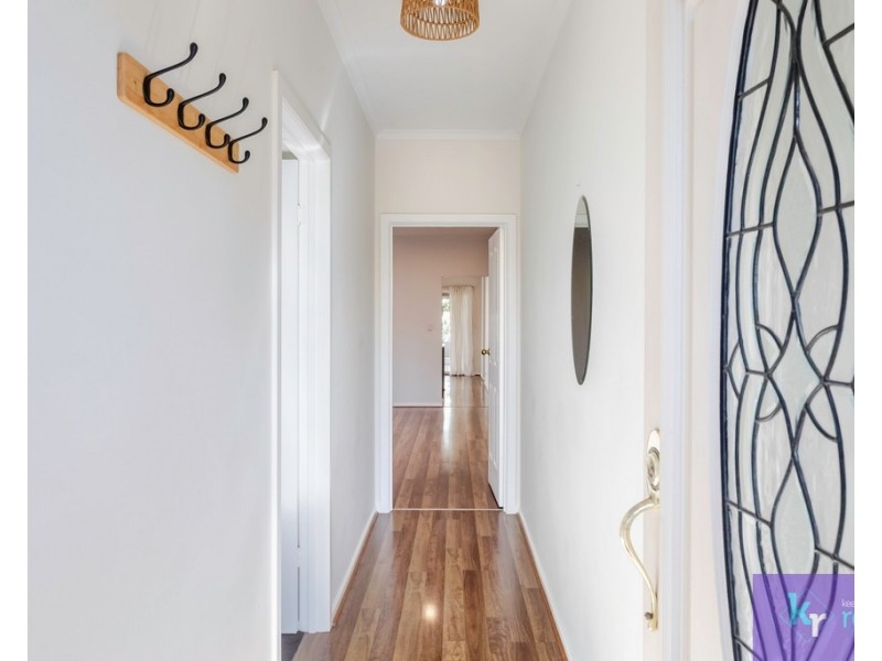 8 Kenmay Avenue, Mitchell Park SA 5043