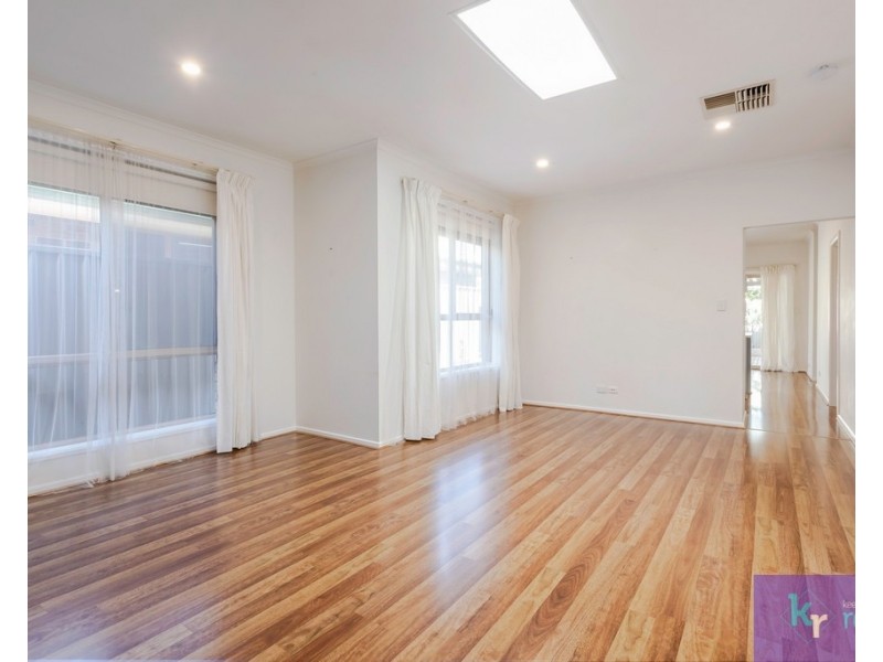 8 Kenmay Avenue, Mitchell Park SA 5043