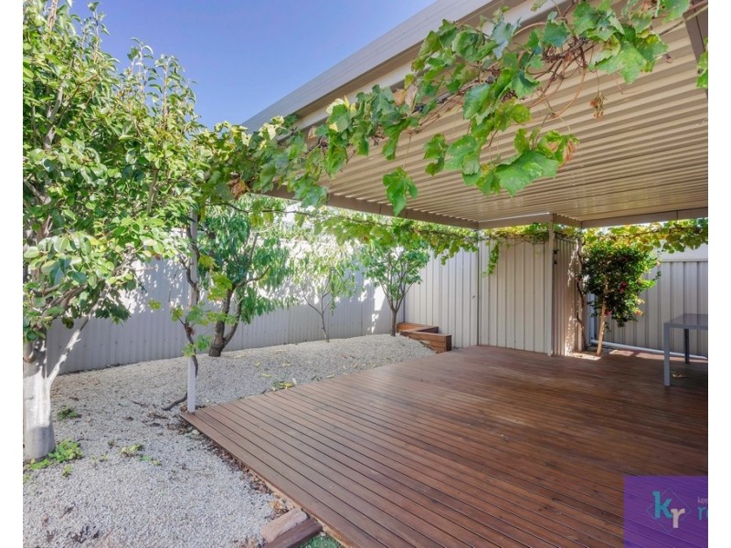 8 Kenmay Avenue, Mitchell Park SA 5043