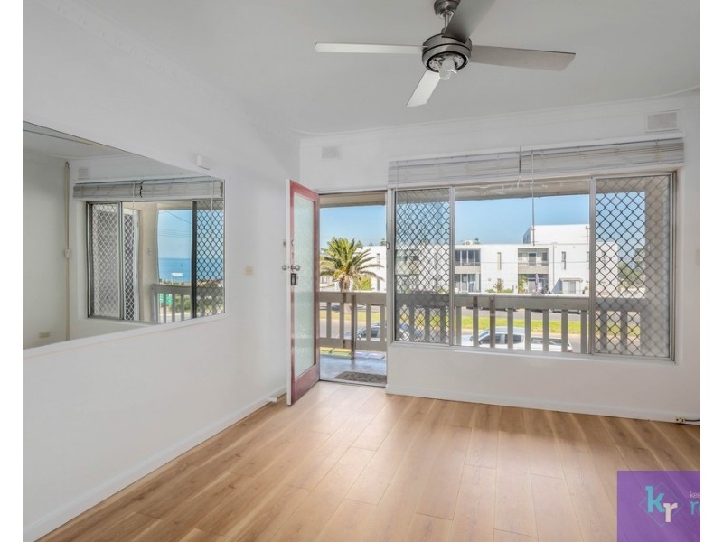 7/20 Seaview Road, West Beach SA 5024