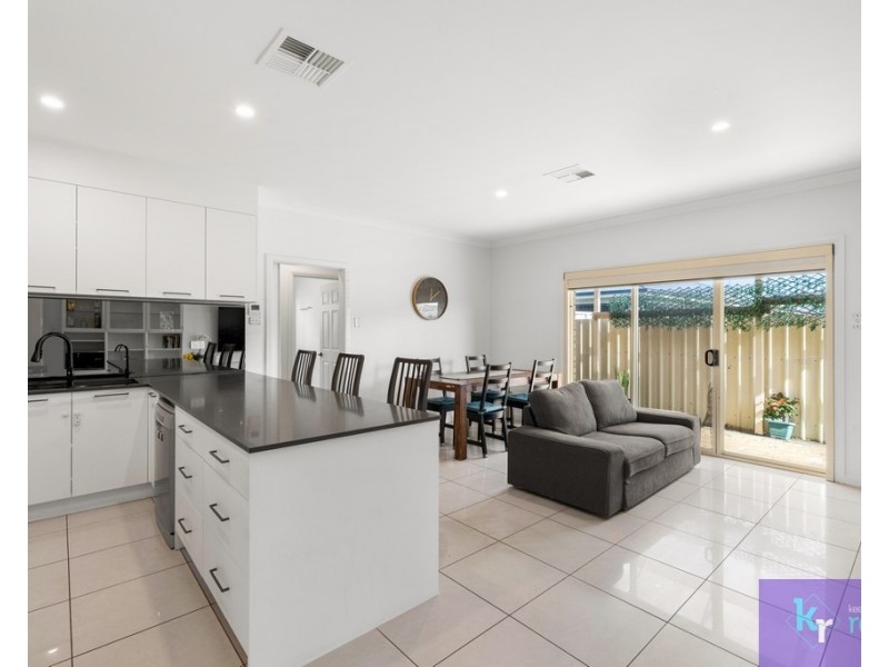 4/2 Hawkins Avenue, Flinders Park SA 5025