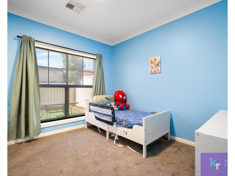 4/2 Hawkins Avenue, Flinders Park SA 5025