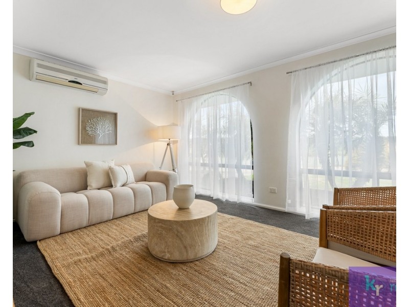 9 Featherstone Drive, Huntfield Heights SA 5163