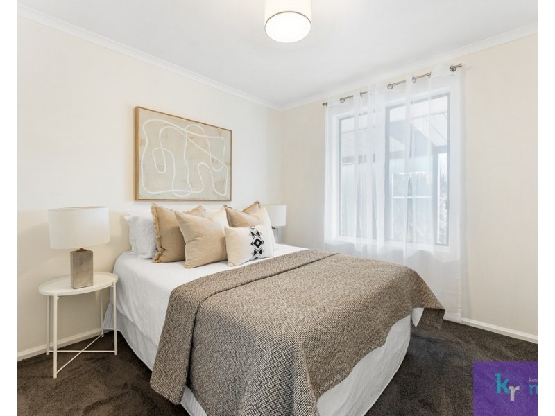 9 Featherstone Drive, Huntfield Heights SA 5163