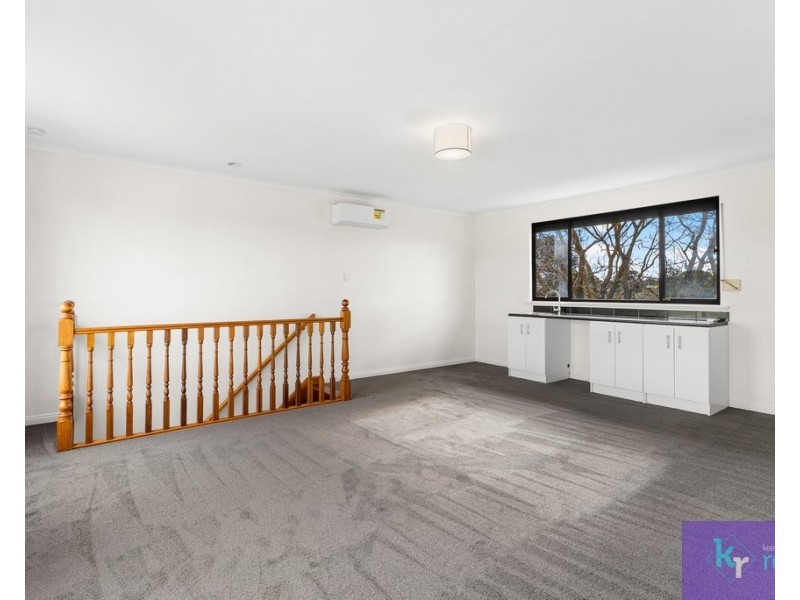 9 Featherstone Drive, Huntfield Heights SA 5163