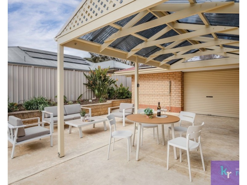 2 Coromandel Drive, Mccracken SA 5211