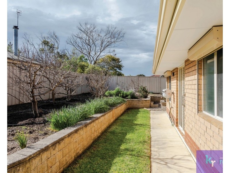 2 Coromandel Drive, Mccracken SA 5211