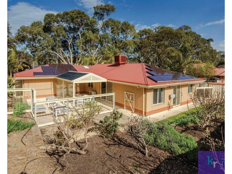 2 Coromandel Drive, Mccracken SA 5211