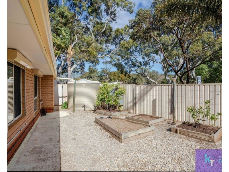 2 Coromandel Drive, Mccracken SA 5211