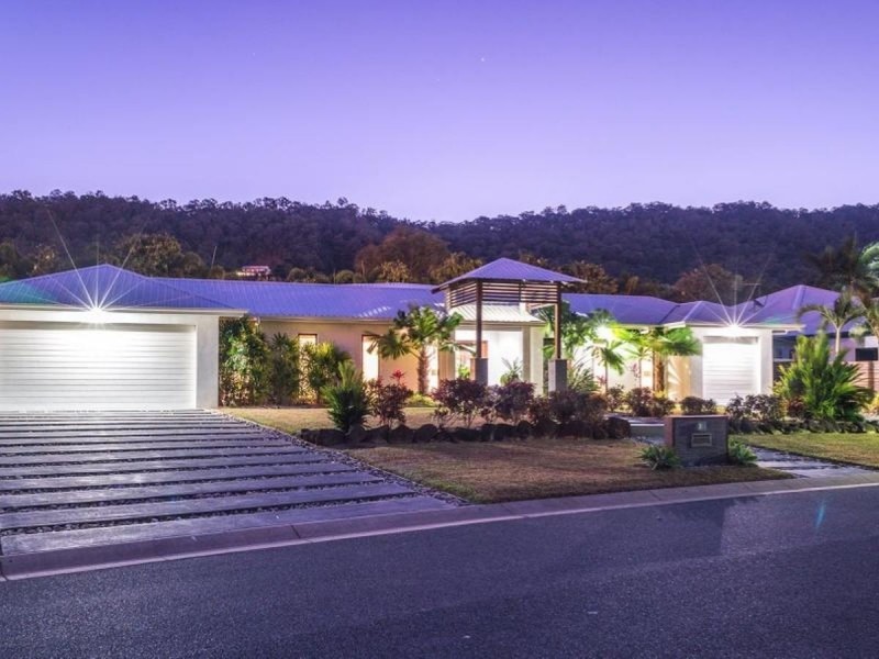 /33 Iridescent Drive, Trinity Park QLD 4879