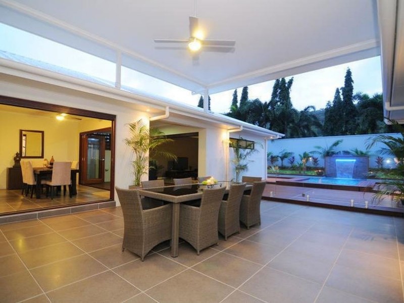 /33 Iridescent Drive, Trinity Park QLD 4879