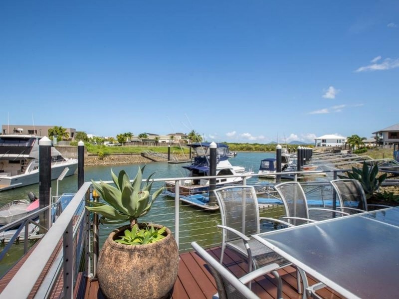 /26 Brindabella Quay, Trinity Park QLD 4879