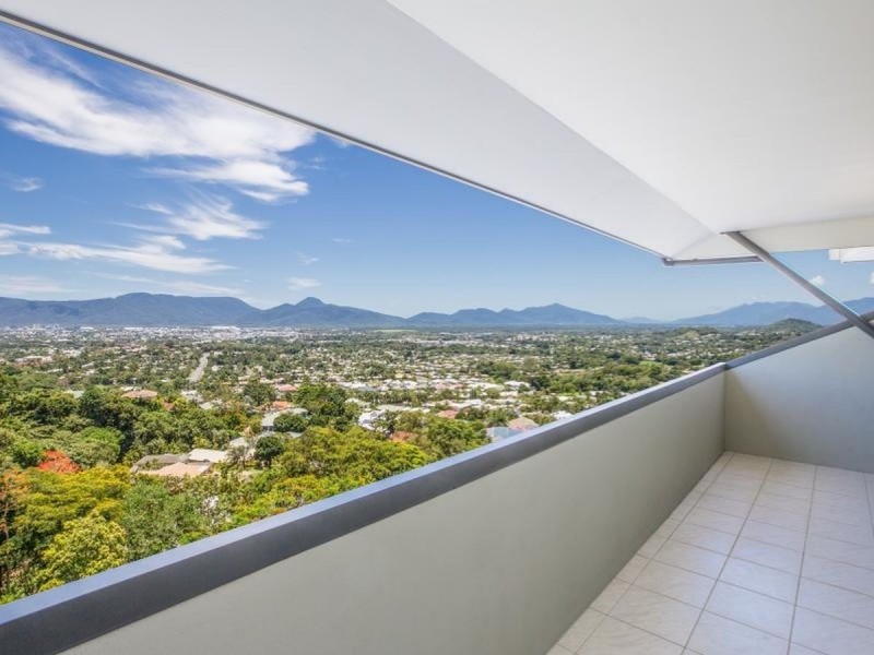 /3 Richmond Court, Mooroobool QLD 4870